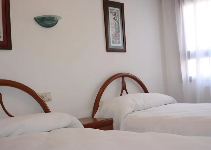 Avenida شقة Aínsa